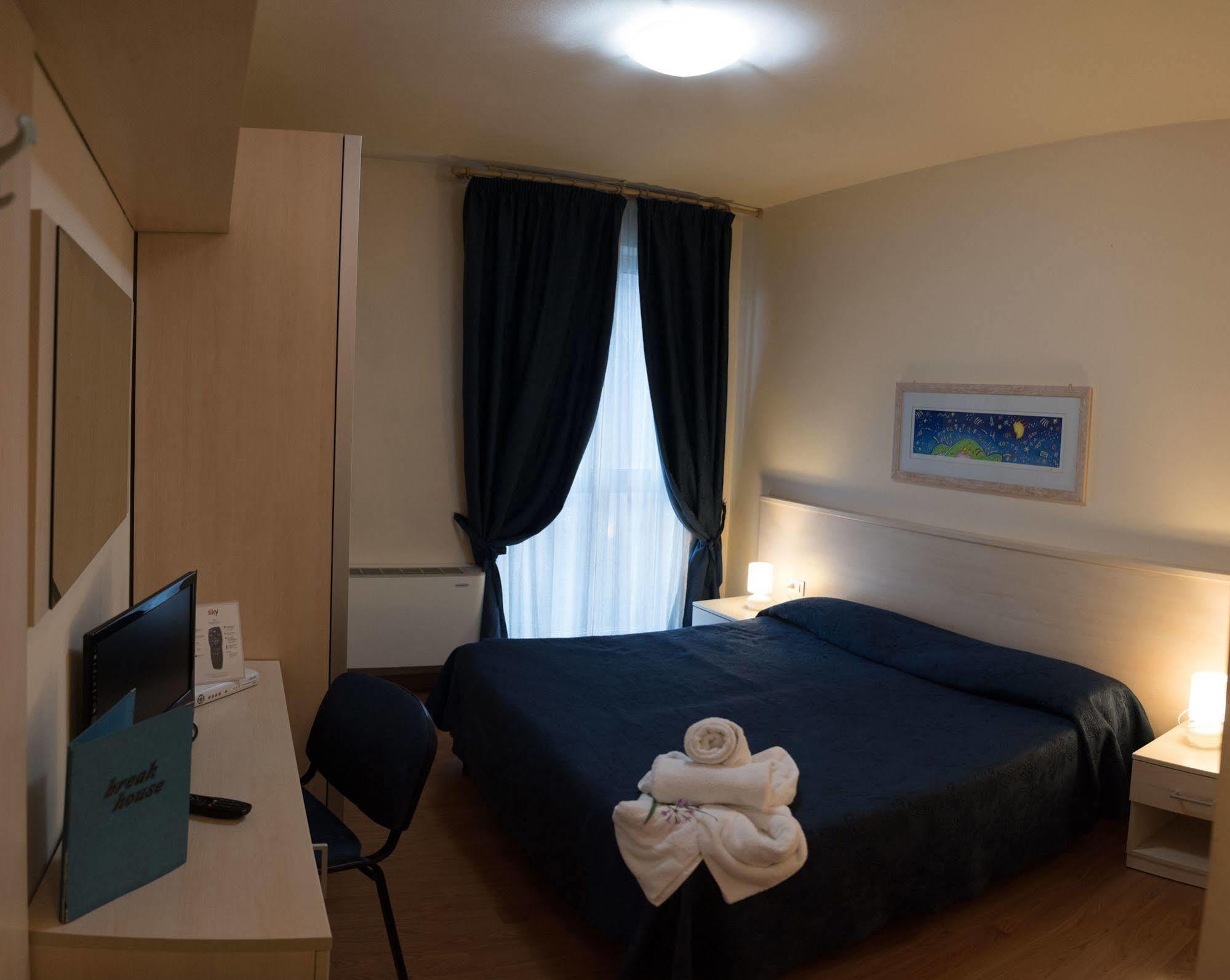 Hotel Break House Ristorante Terranuova Bracciolini Exterior foto